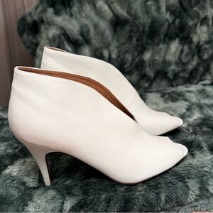 White Stiletto Heeled Boots with Textured Finish